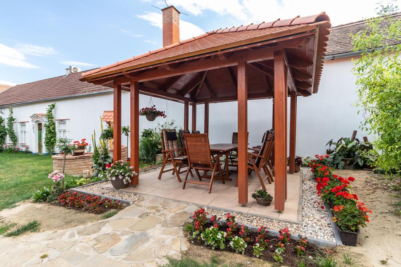 U Starenky Apartment Dolni Bojanovice