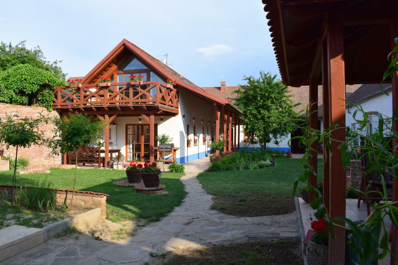 U Starenky Dolni Bojanovice